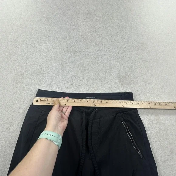 Athleta Trekkie North Jogger Pants Womens 10 Black Hiking Travel Stretch Ripstop - Picture 9 of 13